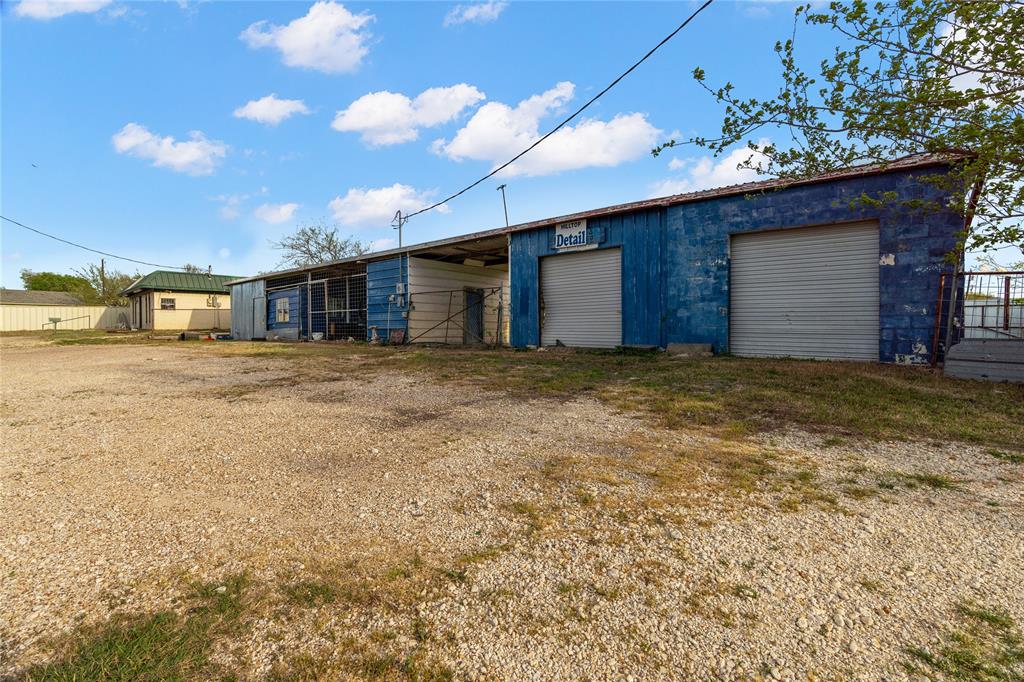 500 Corsicana Highway Property Photo 12