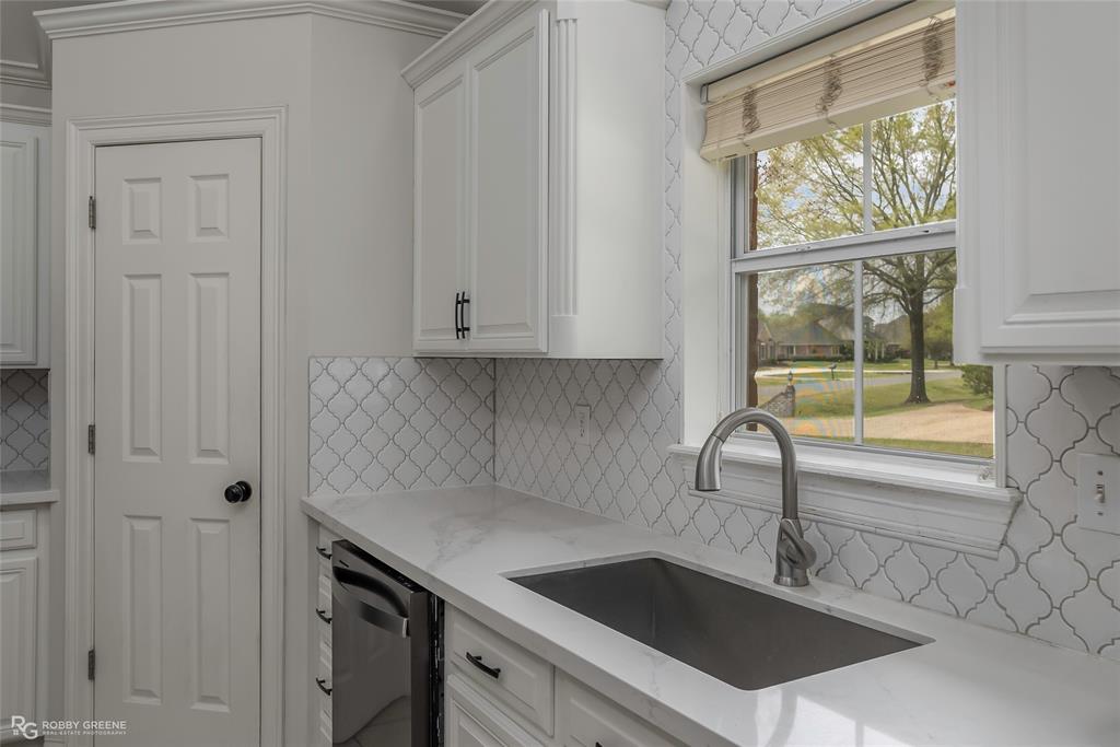 521 Lovers Landing Property Photo 11