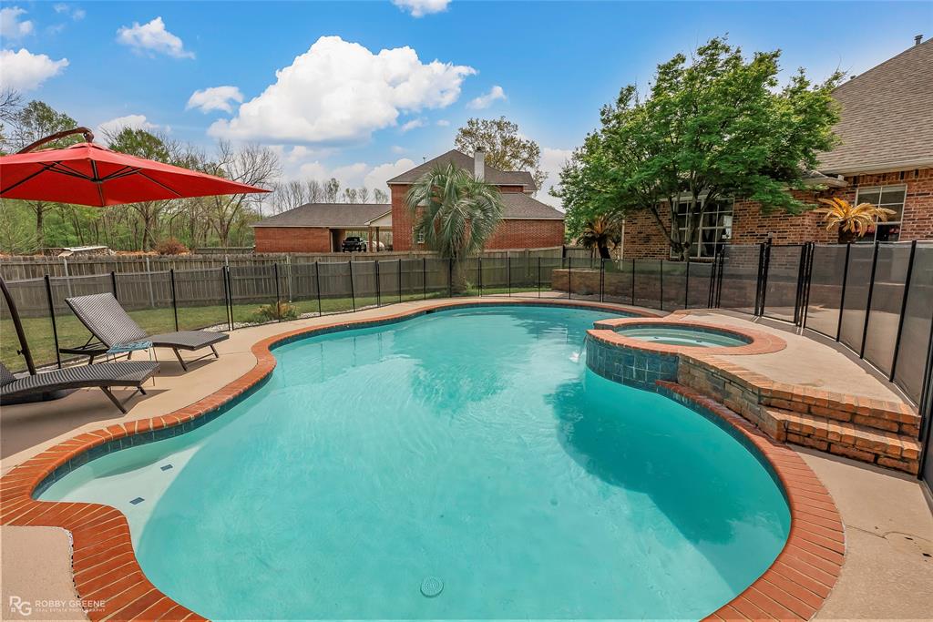 521 Lovers Landing Property Photo 28