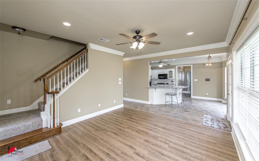 339 Hunters Hollow Property Photo 18