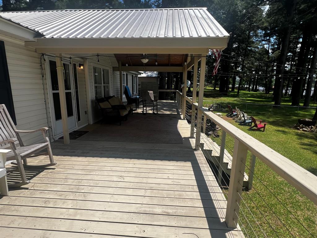 1523 Harmon Loop Property Photo 8