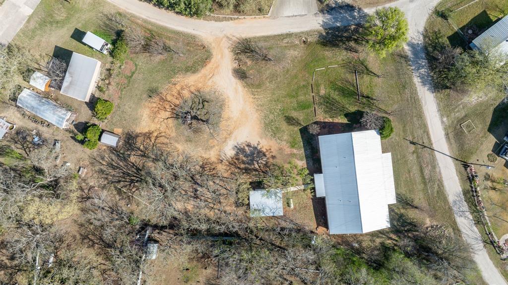 124 Arrowhead Property Photo 4
