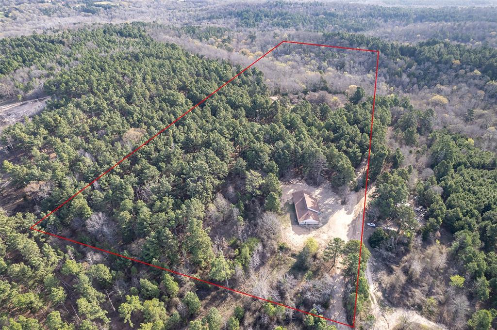 2225 County Road 3406 Property Photo 1