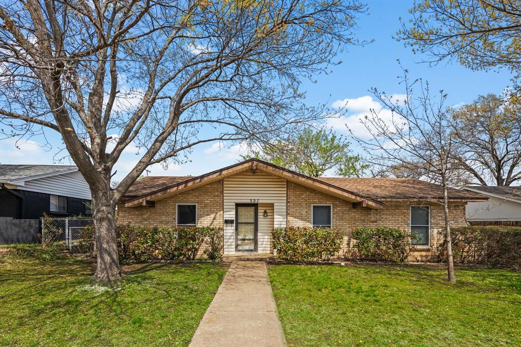 327 Carder Street Property Photo