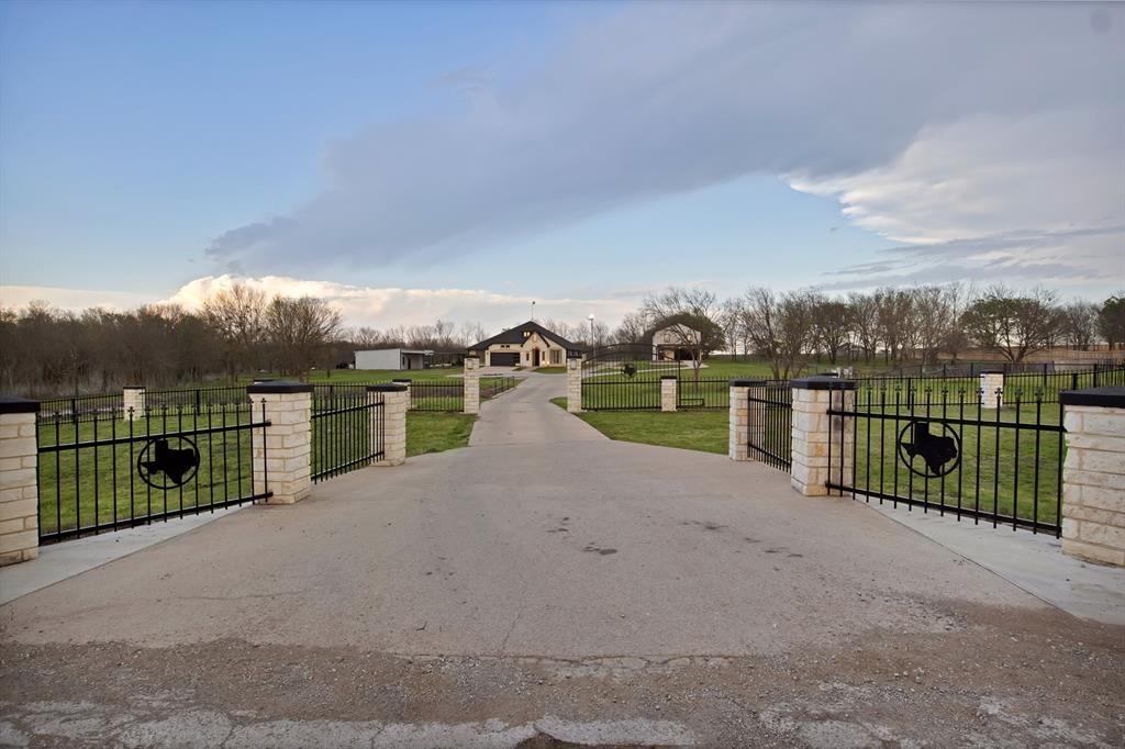 Crandall Real Estate Listings Main Image