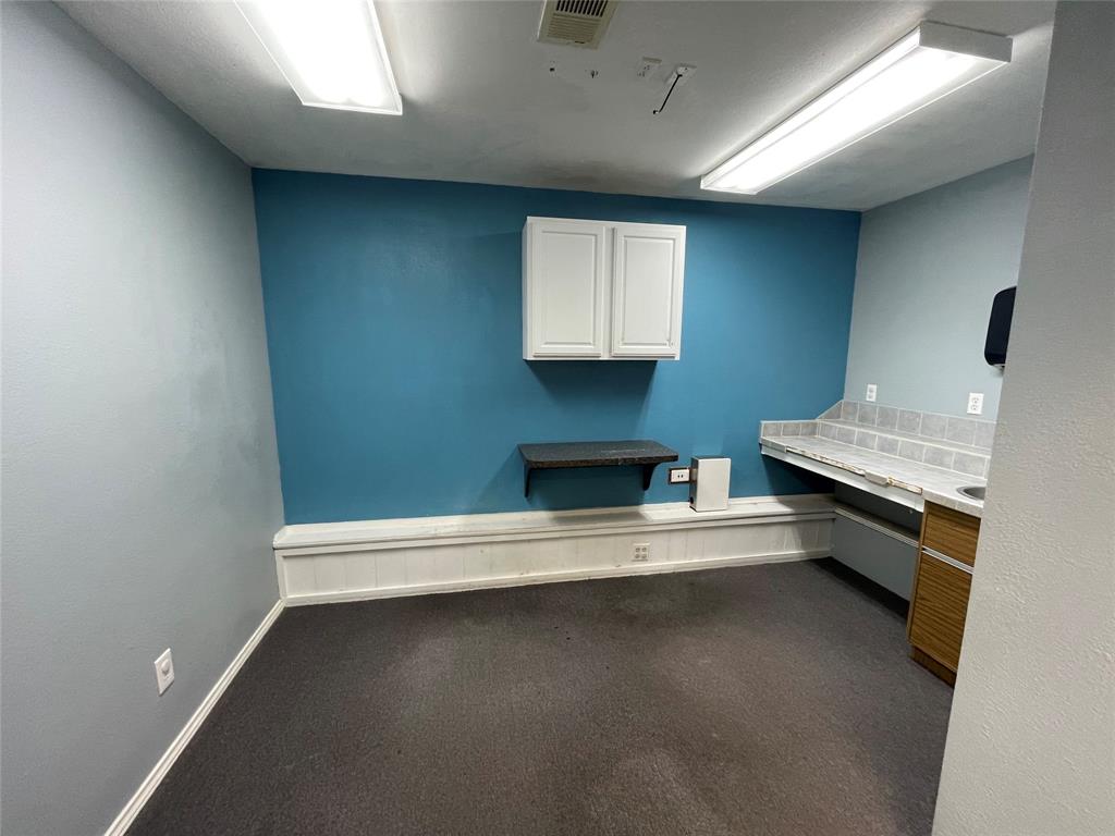 1127 S Austin Avenue Property Photo 21