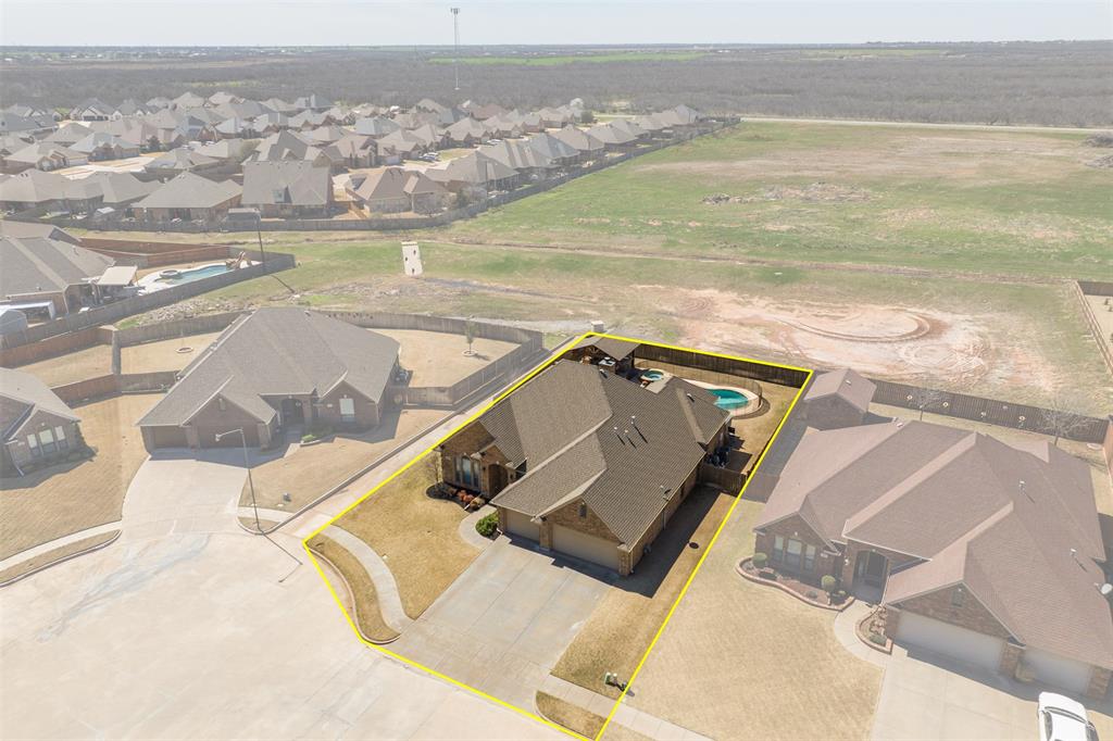 5010 Lantana Drive Property Photo