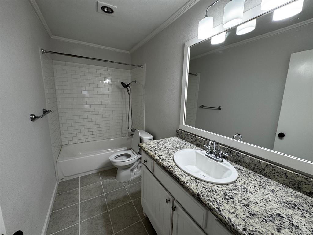 2910 Raintree Drive Property Photo 8