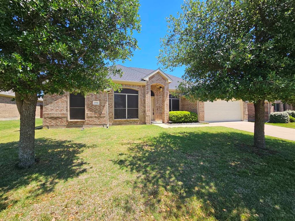 2916 Aurora Mist Drive Property Photo 1