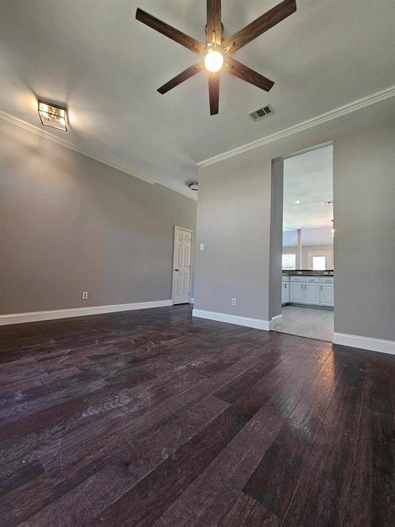 2916 Aurora Mist Drive Property Photo 6