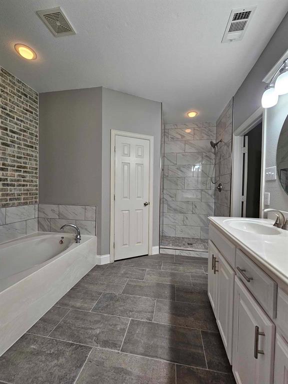 2916 Aurora Mist Drive Property Photo 20