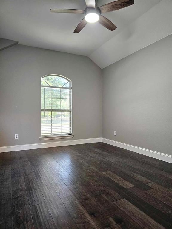 2916 Aurora Mist Drive Property Photo 24