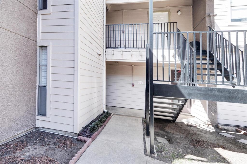Real Estate Main Image