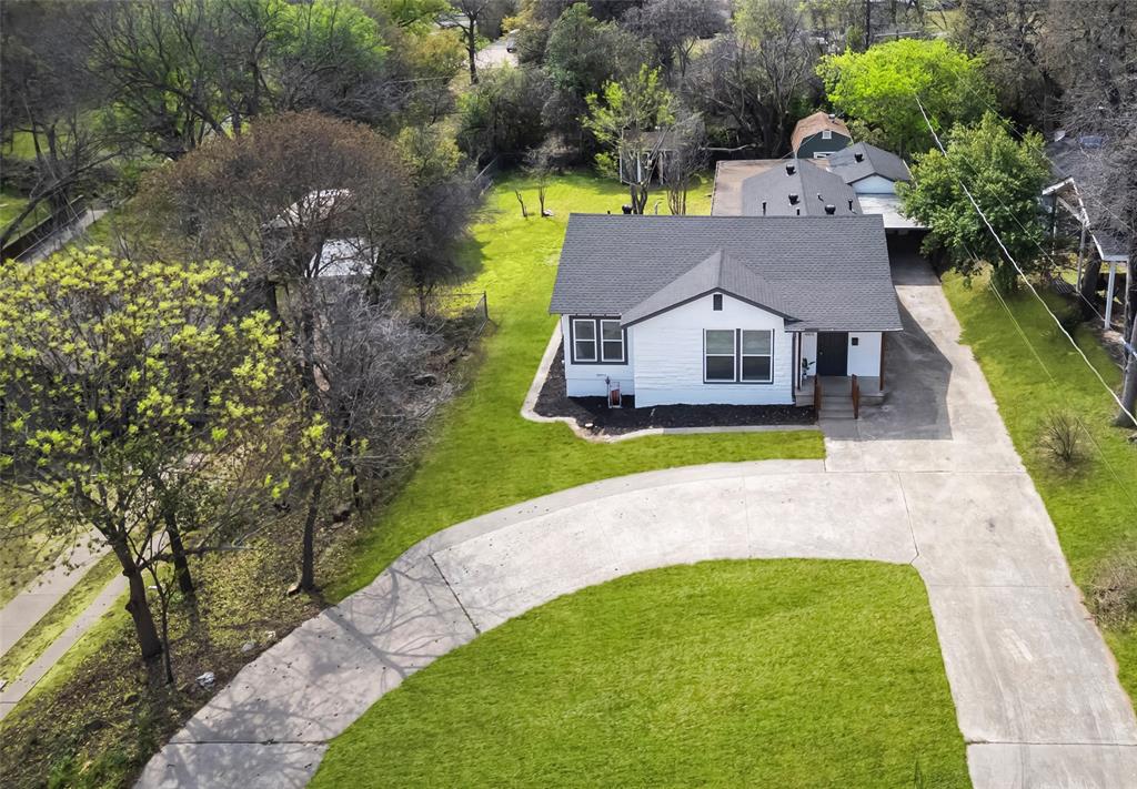 4805 Black Oak Lane Property Photo