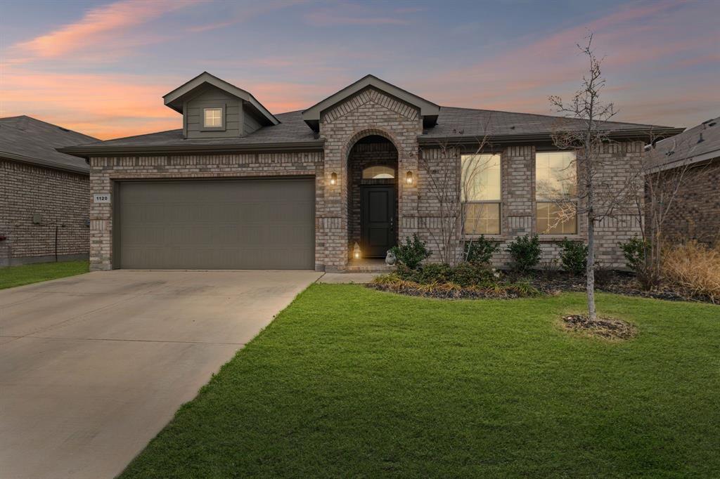 1120 Napier Way Property Photo