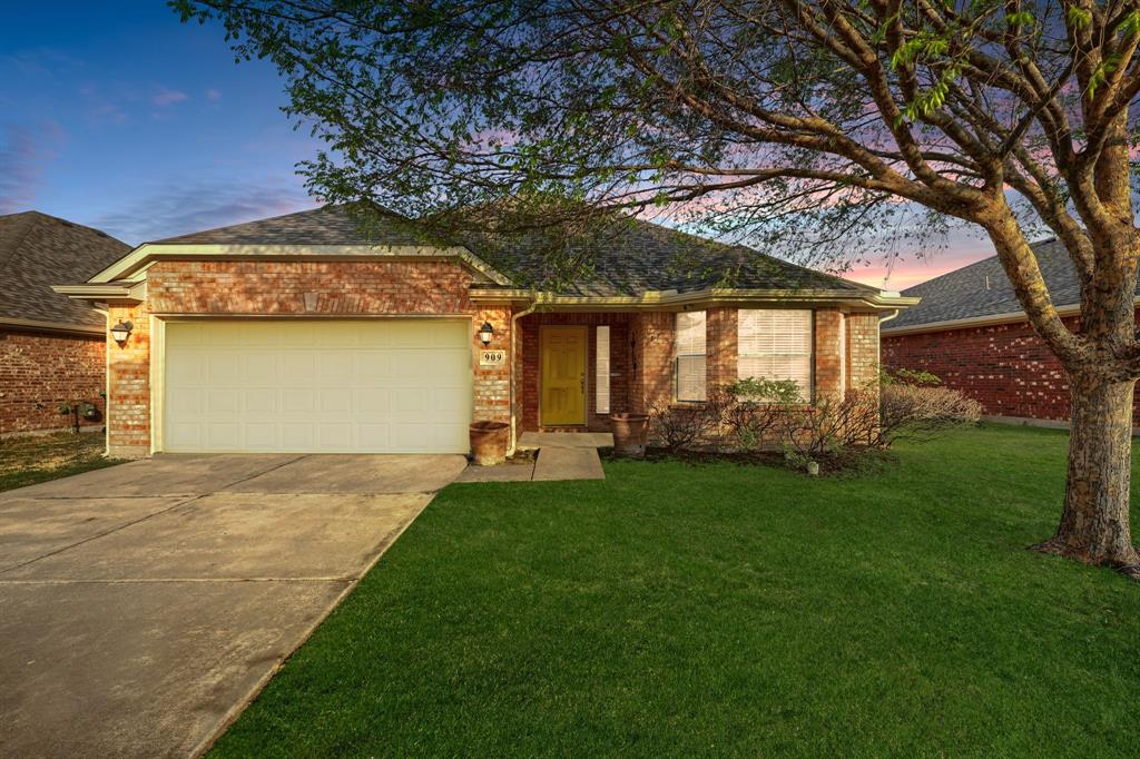 909 Horizon Ridge Circle Property Photo 1