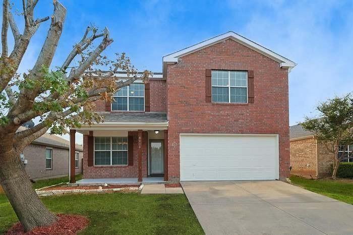 Cross Roads Real Estate Listings Main Image
