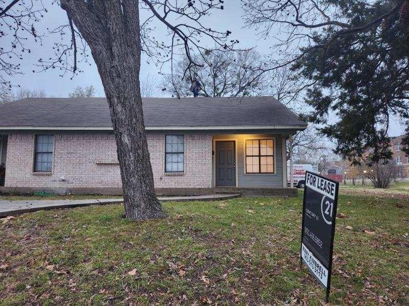 2203 Monroe Street Property Photo