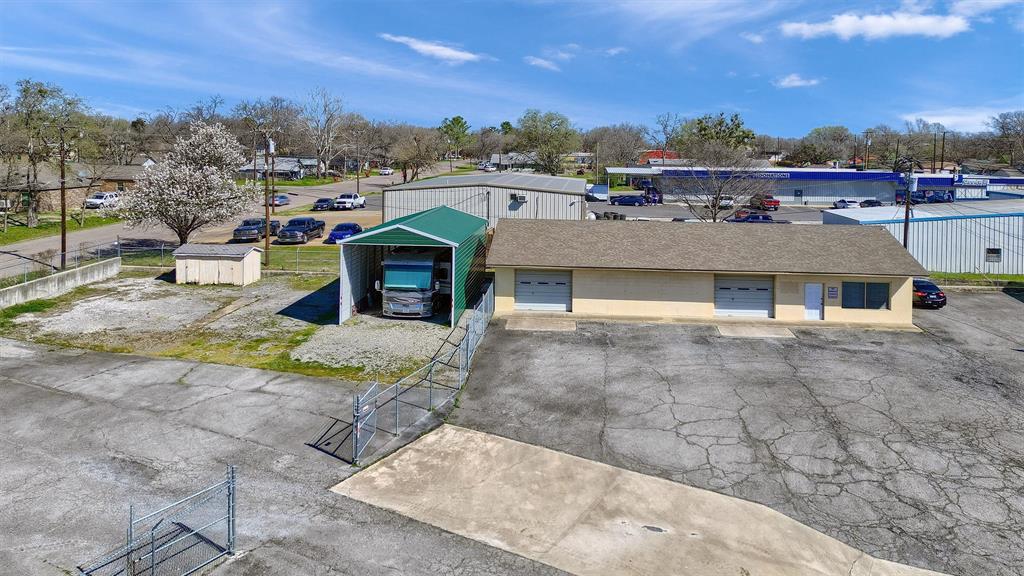 1611 N Center Street Property Photo 2
