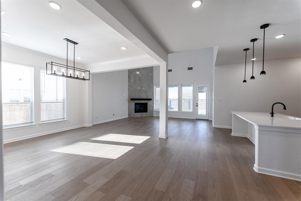 16421 Flatlands Way Property Photo 4