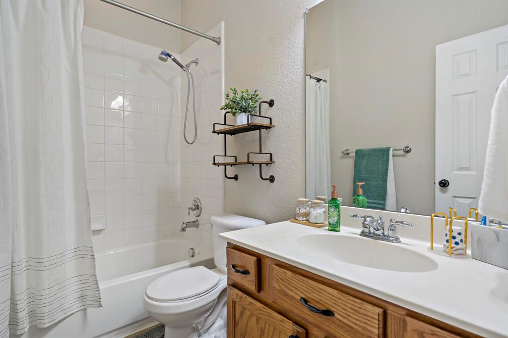 2304 Crestridge Drive Property Photo 21