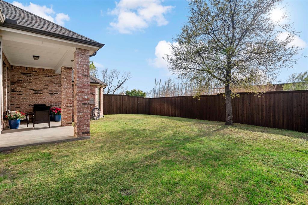 2304 Crestridge Drive Property Photo 29