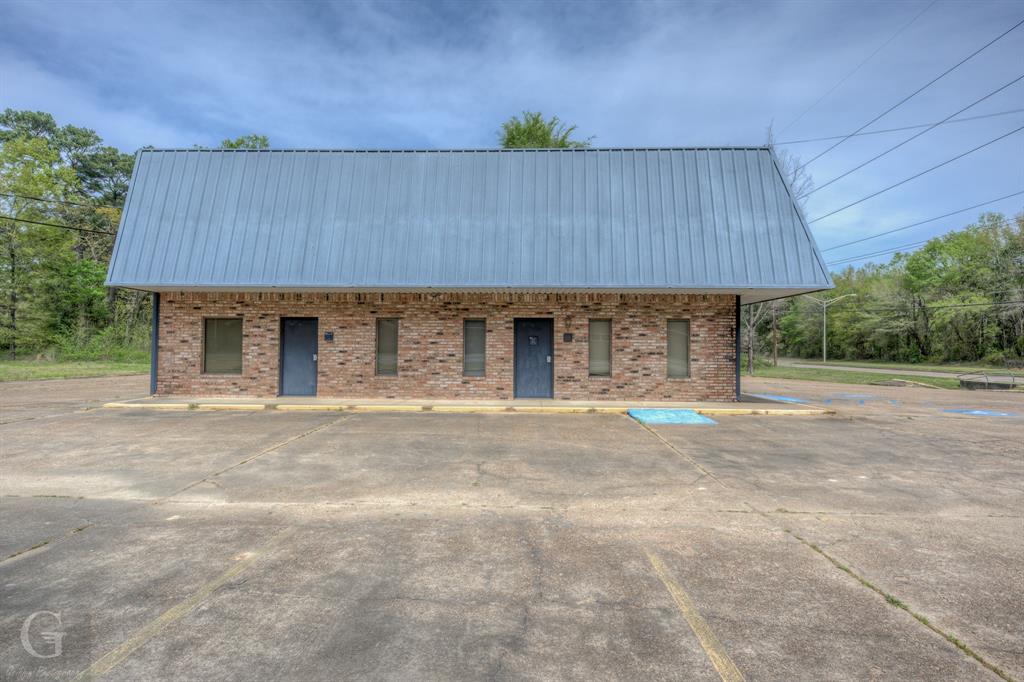 7840 Jewella Avenue Property Photo 4
