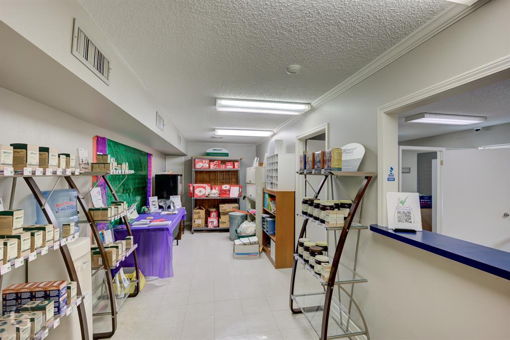 7840 Jewella Avenue Property Photo 12