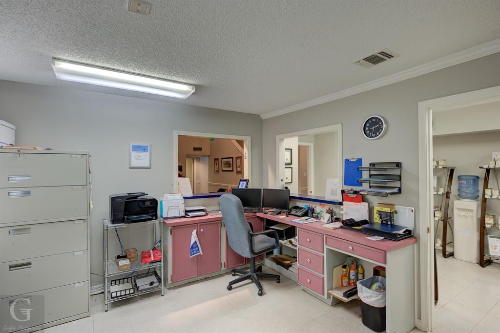7840 Jewella Avenue Property Photo 13