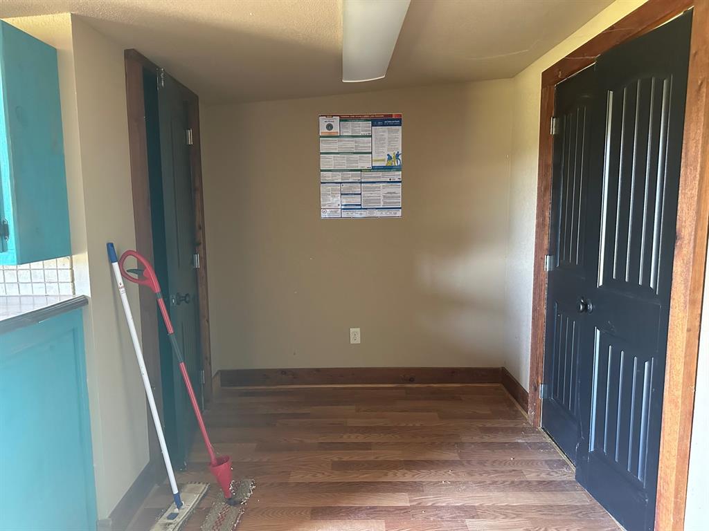 708 Main Street Property Photo 14