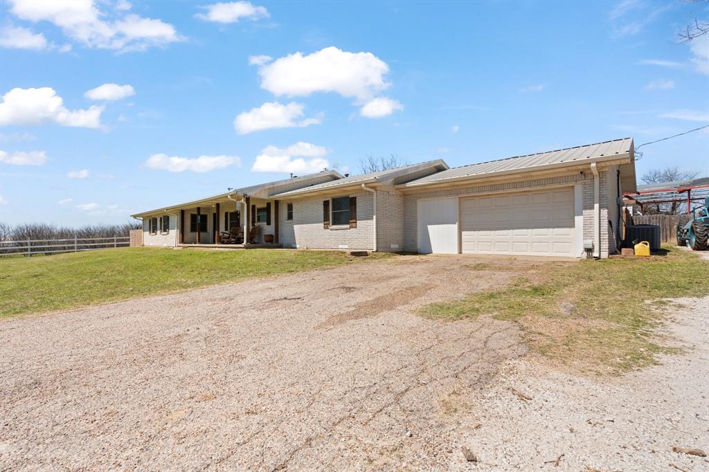1641 E Henderson Street Property Photo 13