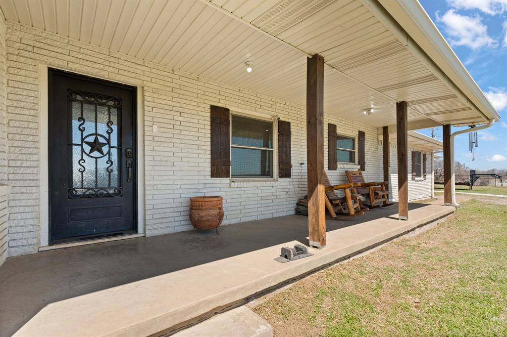 1641 E Henderson Street Property Photo 14