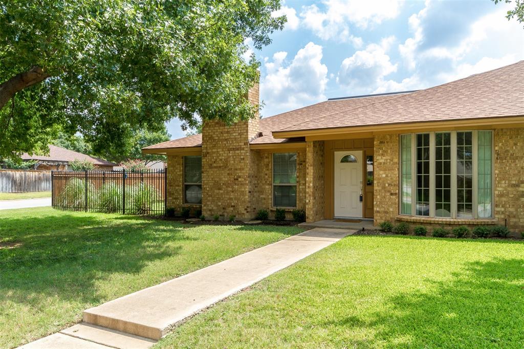 5201 Ledgestone Drive Property Photo 1