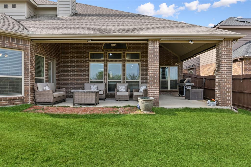 1013 Frisco Hills Boulevard Property Photo 5