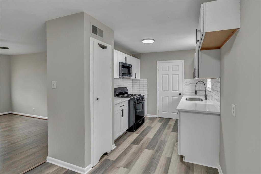2816 Almeta Drive Property Photo 1