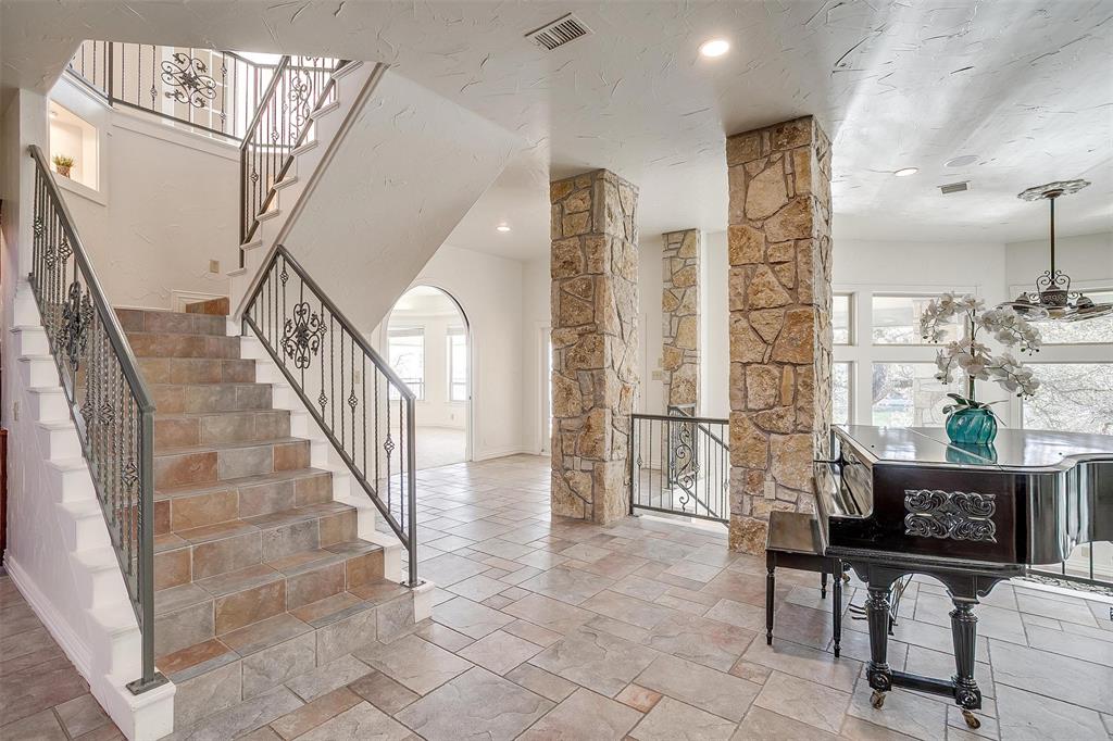 5010 Comanche Vista Court Property Photo 11