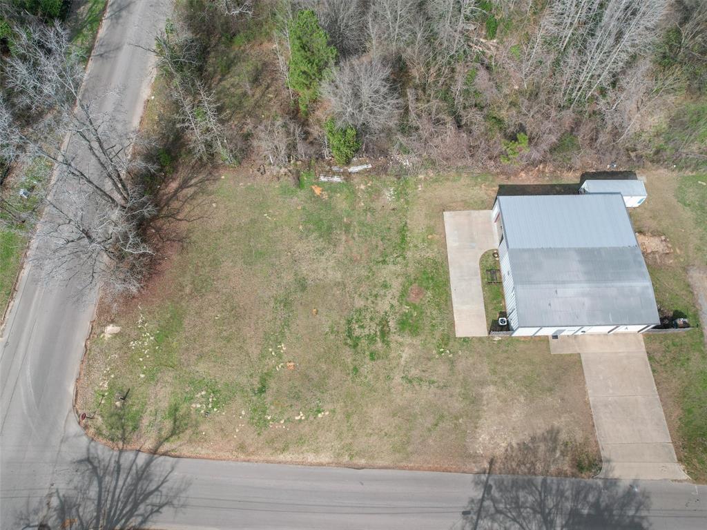 506 E Scott St Property Photo 6