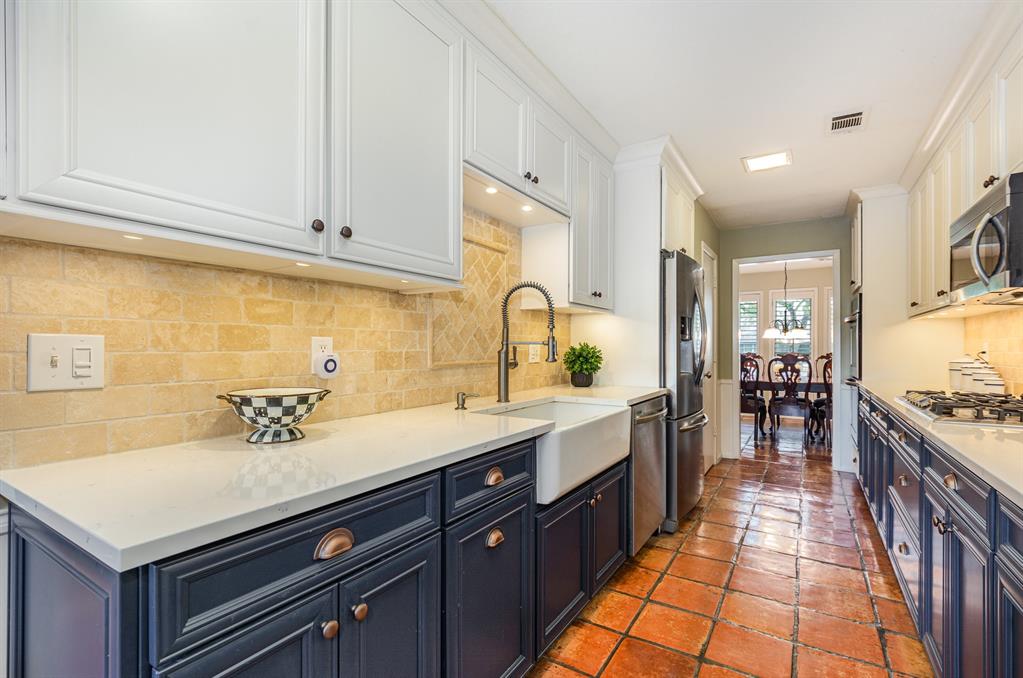 15105 Meandering Place Property Photo 15