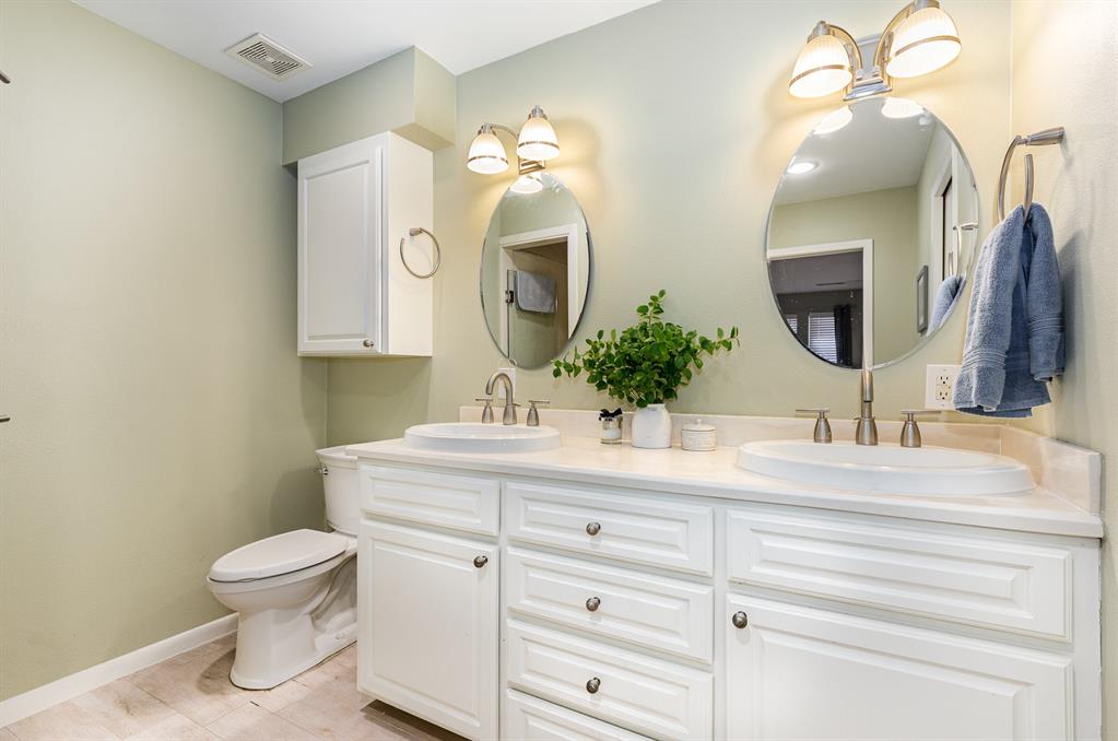 15105 Meandering Place Property Photo 22
