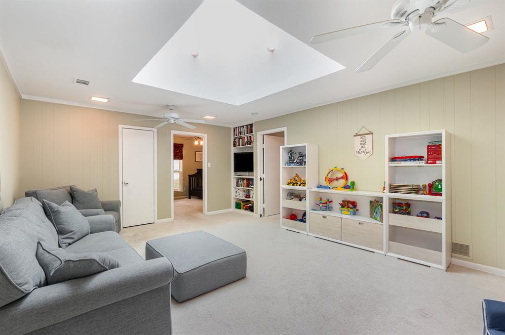 15105 Meandering Place Property Photo 23