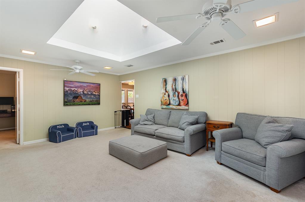 15105 Meandering Place Property Photo 25
