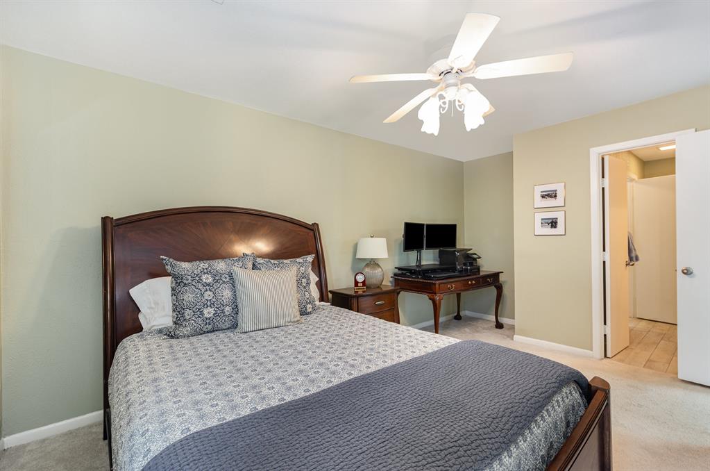 15105 Meandering Place Property Photo 27