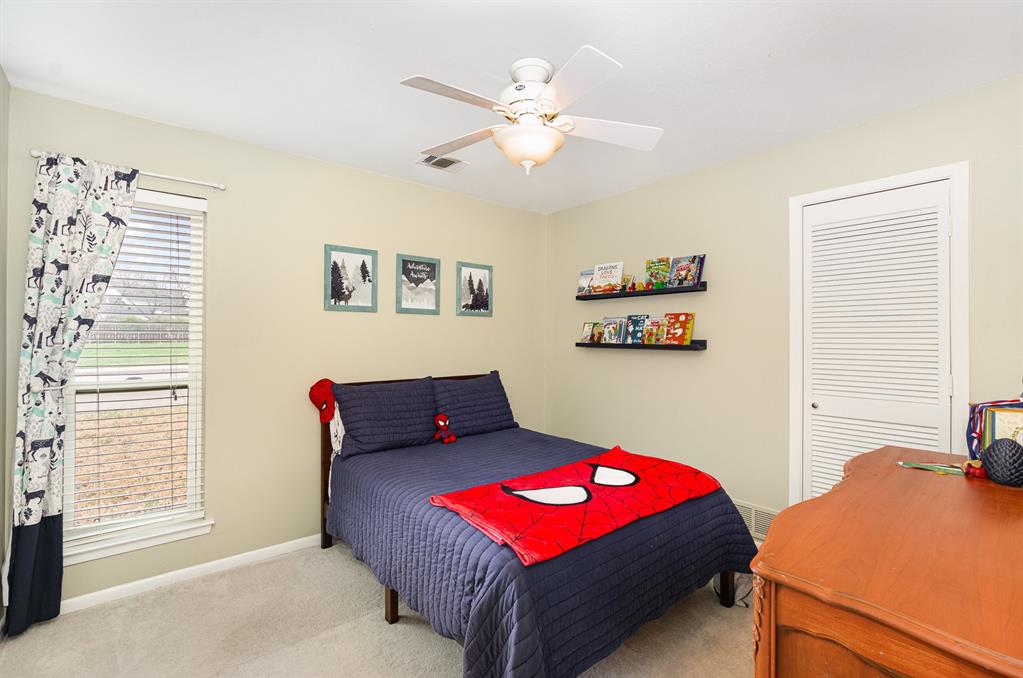 15105 Meandering Place Property Photo 29