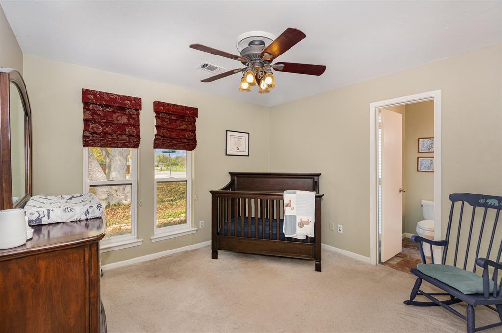 15105 Meandering Place Property Photo 32