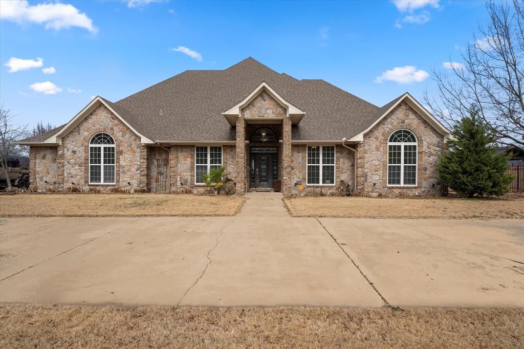 200 Country Club Drive Property Photo