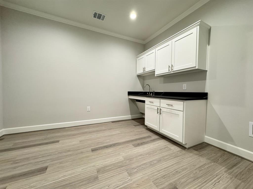 7912 Preston Road Property Photo 11