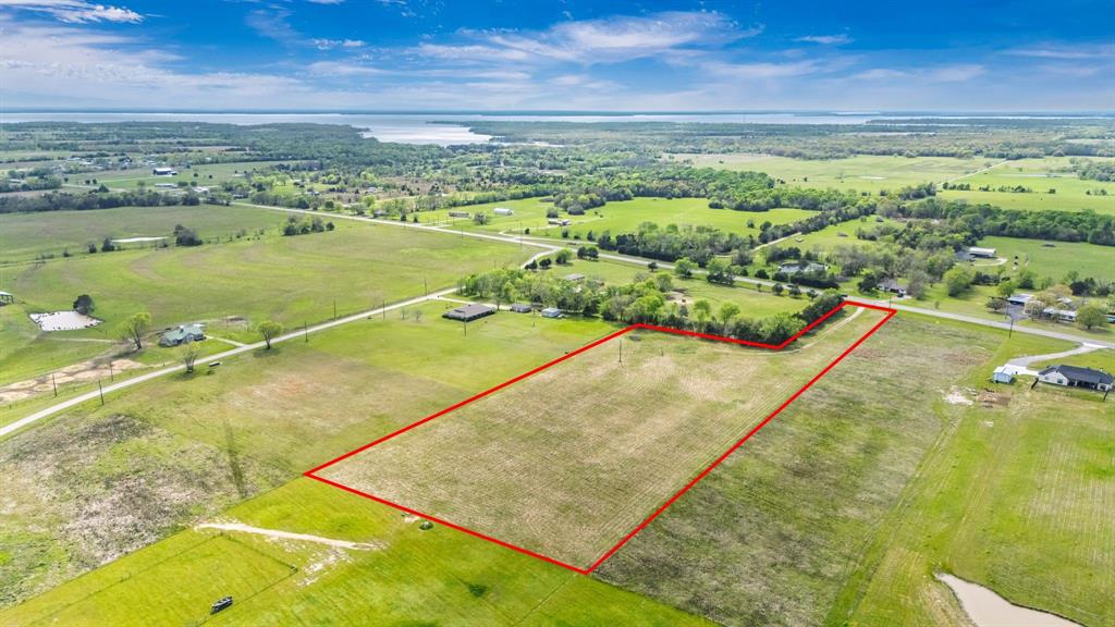 1895 Fm 47 Property Photo