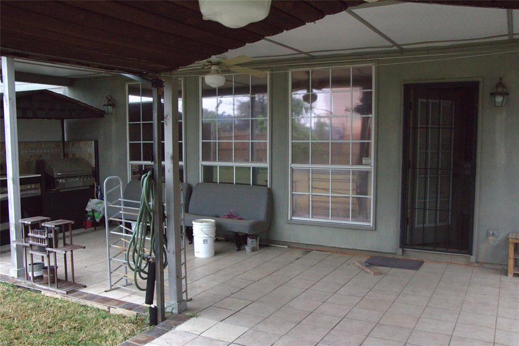 620 E Lynn Creek Drive Property Photo 6