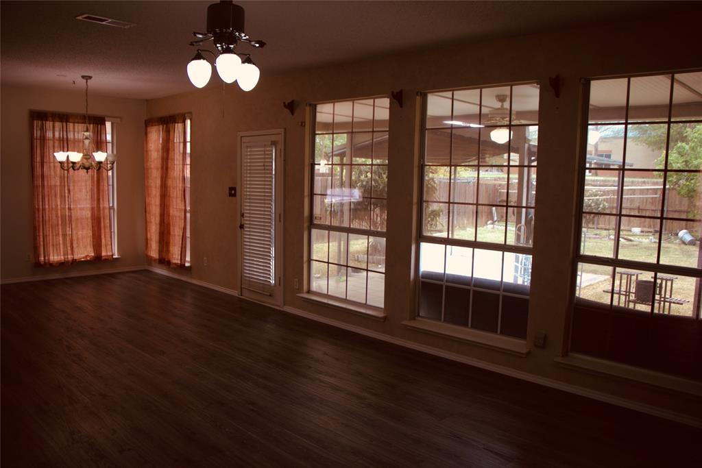 620 E Lynn Creek Drive Property Photo 15