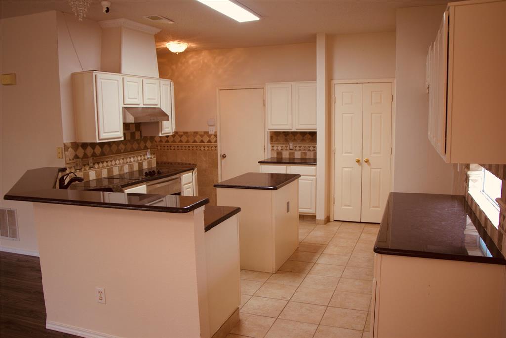620 E Lynn Creek Drive Property Photo 17